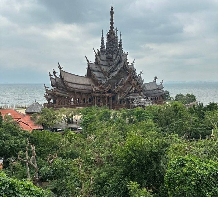 SANCTUARY OF TRUTH PATTAYA