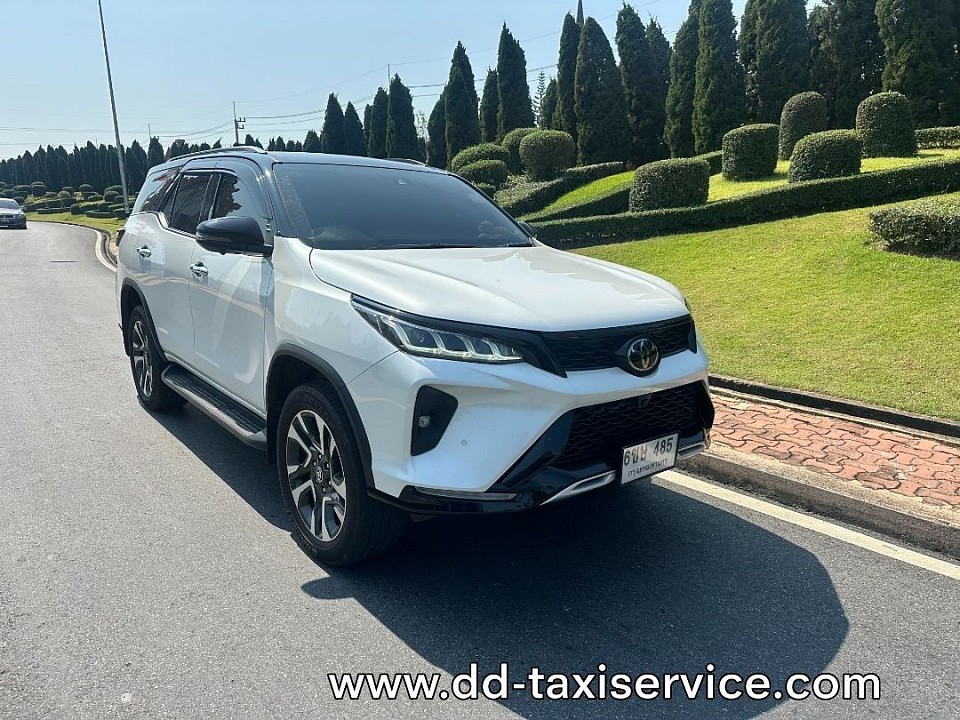 Call a taxi in Chiang Rai.